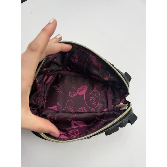 Betsey Johnson Cosmetic Bag Makeup Ruffle Floral Black Travel - Used - See Photo - Picture 9 of 14